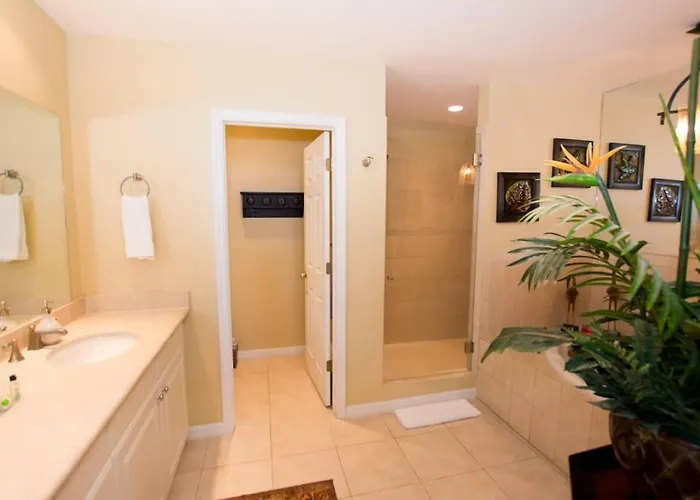 Сasa de vacaciones Picturesque With Spectacular Ocean Views & Club Access Coco