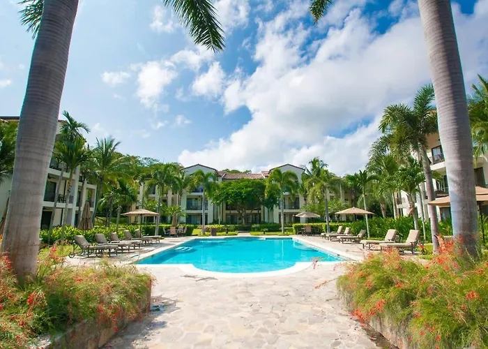 Picturesque With Spectacular Ocean Views & Club Access