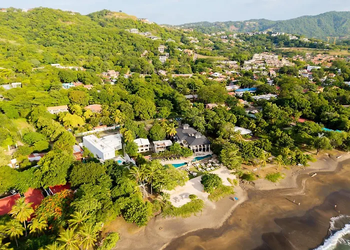 Picturesque With Spectacular Ocean Views & Club Access * Coco